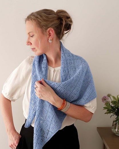 Meadowbright | romantic lace pattern in Le Petit Lambswool by Biches & Bûches
