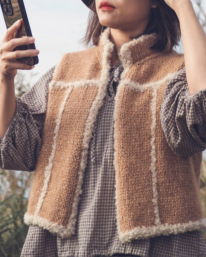Mellow Vest | luxurious and classically beautiful from Cashmere Large and Curly by Cardiff