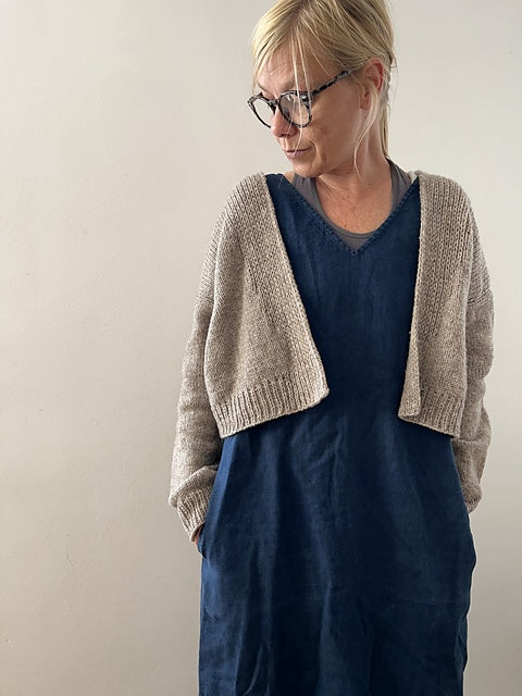 Isabell Kraemer Kallias Cardigan aus Wild Wool von Erika Knight 1