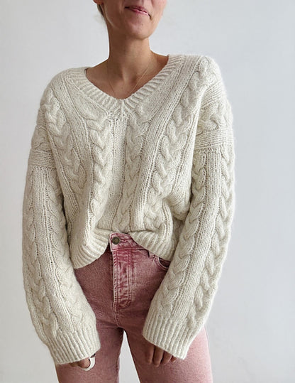 James Sweater V-Neck | oversized cable pattern from Aino and Edith by Novita