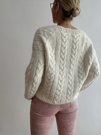 James Sweater V-Neck | oversized cable pattern from Aino and Edith by Novita