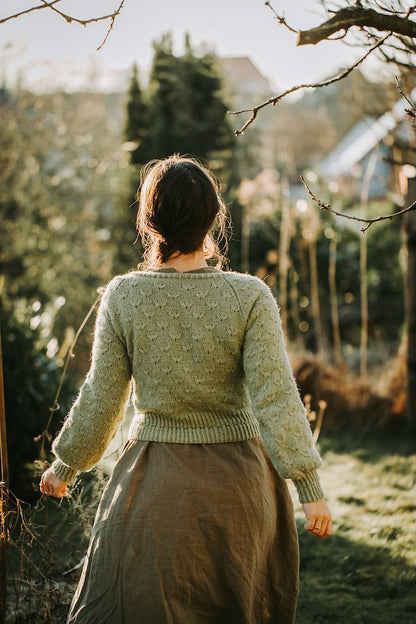 Meadowflower Cardigan - Sandnes Edition | light and summery made from Duo by Sandnes Garn
