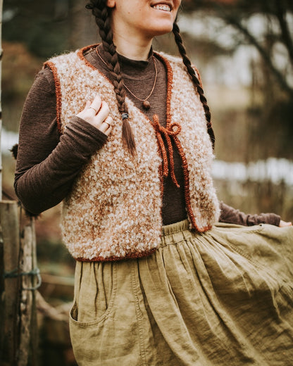 Mellow Vest Chunky | playful layered look from Teddy Dear and Brisa