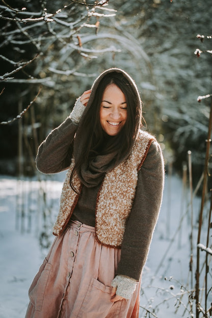 Mellow Vest Chunky | playful layered look from Teddy Dear and Brisa
