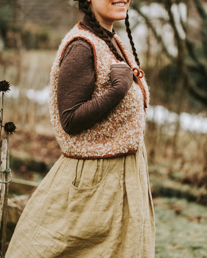 Mellow Vest Chunky | playful layered look from Teddy Dear and Brisa