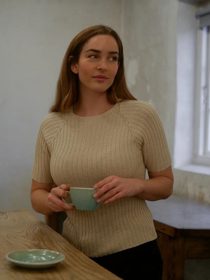 Rib Tee | T-shirt féminin en mérinos de Knitting for Olive