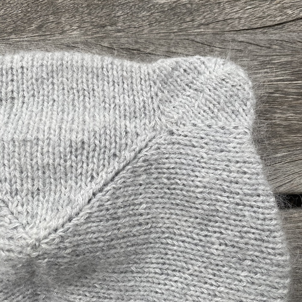 Baby Bear Balaclava mit Merino und Soft Silk Mohair von Knitting for Olive 11
