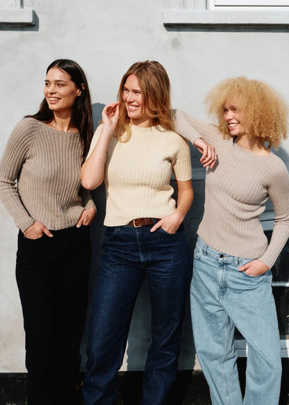 Rib Tee | T-shirt féminin en mérinos de Knitting for Olive