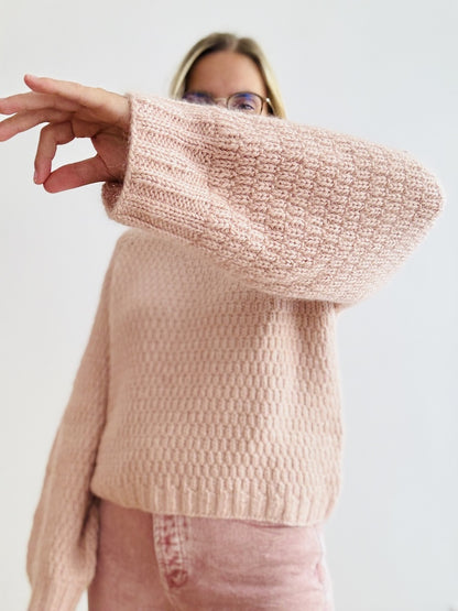 Laurenz Sweater | fint mønster i Helene og Edith fra Novita