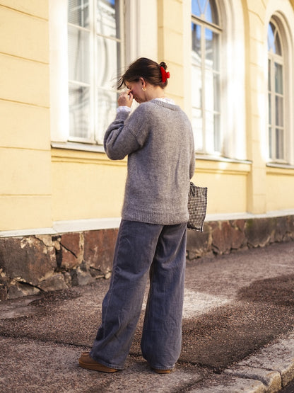 Comfort Zone Sweater | super soft and comfortable made from Alpakka Silke and Tynn Silk Mohair by Sandnes Garn