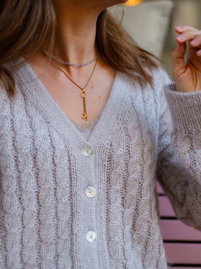 Sophisticable Cardigan | afslappet elegant fletmønster i Alpakka Silke og Tynn Silk Mohair fra Sandnes Garn