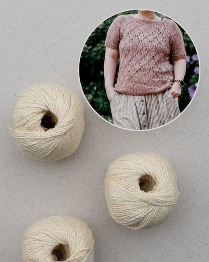 Lysande Tee | lightweight shirt with elegant lace pattern from Sole by Pascuali