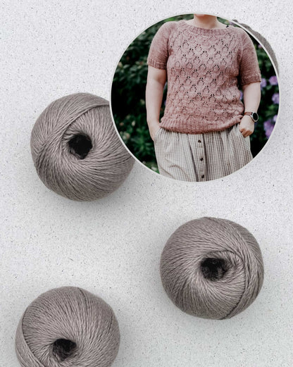 Lysande Tee | lightweight shirt with elegant lace pattern from Sole by Pascuali