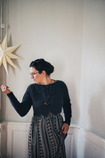 Tulip Cardigan | delicate pattern edge from Plötulopi and Tynn Silk Mohair
