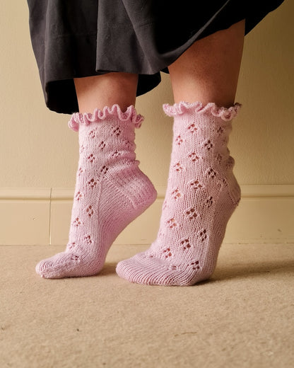 Midsummer Dancer Socks | fortryllende flæsesokker med cashmere premium
