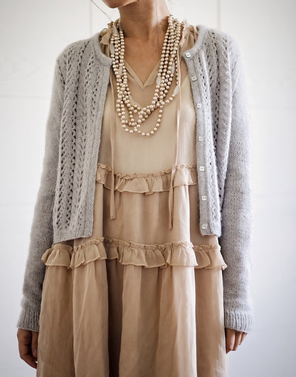 Leonie Cardigan | romantic and soft, made from Classic Cashmere by Cardiff