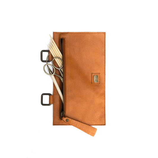 Carita J Case | compartimento seguro con cremallera para accesorios