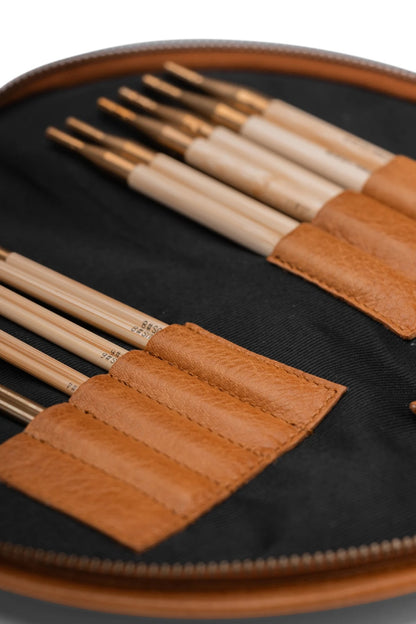 Dian needle case 