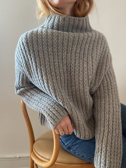Maglione n. 19 | oversize con motivo a trecce in Merino pesante di Knitting for Olive