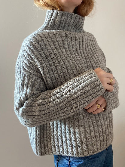Maglione n. 19 | oversize con motivo a trecce in Merino pesante di Knitting for Olive