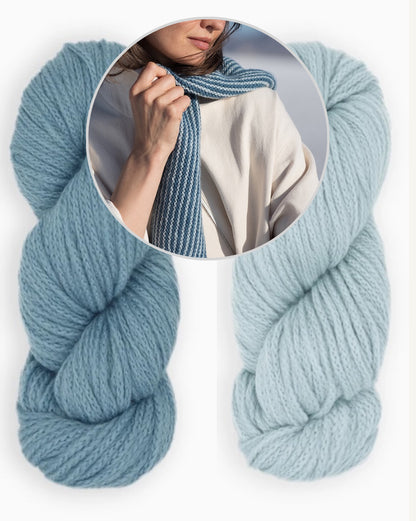 Wendover Scarf | zarte Streifen aus Far von Woolfolk