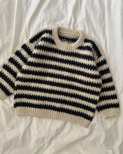 Otto Sweater Kids | kontrastreiche Streifen mit Atlas von Sandnes Garn