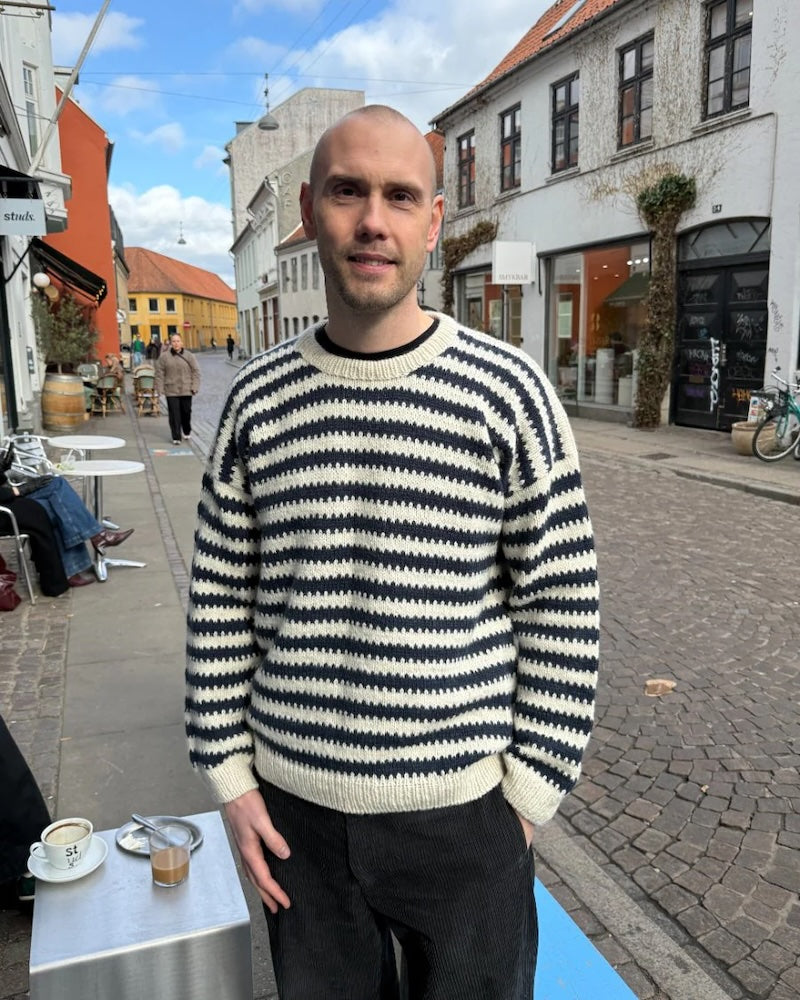 Otto Sweater Man | Contrasting stripes from Atlas by Sandnes Garn