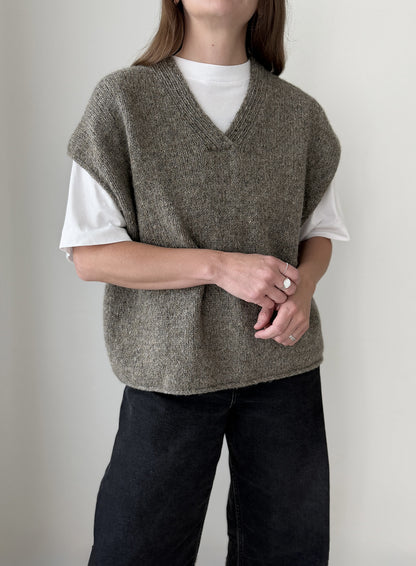 Moon Set Slipover | afslappet basisvest i Le Lambswool fra Biches & Bûches