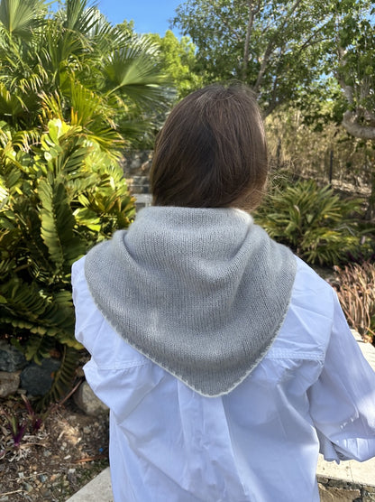 Écharpe Phoebe | super facile en Classic Cashmere de Cardiff Cashmere