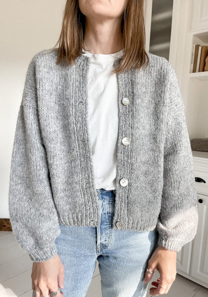 Traveler´s Cardigan | light and warm with Plötulopi by Lopi Island