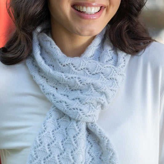 Snowscape-huivi | herkkä kuvio Pascualin Cashmere Lace -langasta