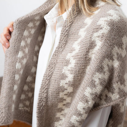 Zigzag Cape | Norwegian pattern made from Babyalpaca Los Andes