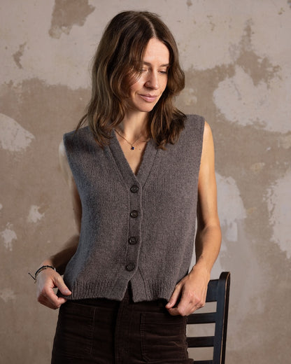 Toni Vest | casual vest made from Double Sunday by Sandnes Garn