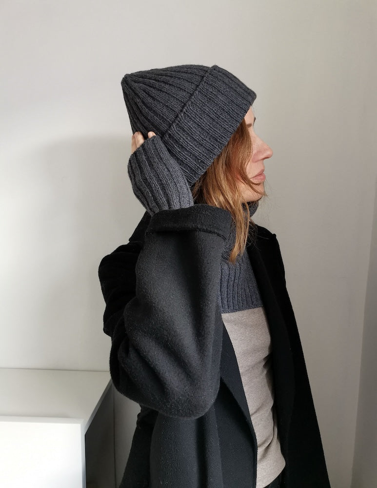 Paula-m Winter Essentials Set aus Mütze, Schalkragen und Handschuhen oder Stulpen mit Sunday von Sandnes Garn 1