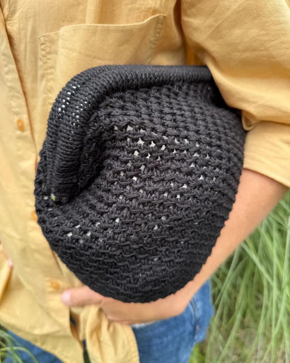 Juno Clutch - Linen | made from Crealino by Lang Yarns