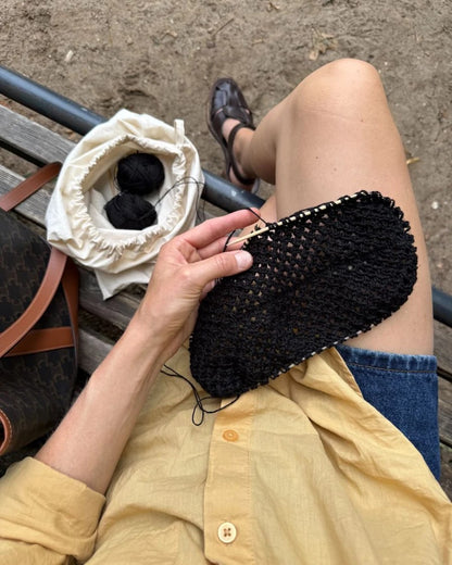 Juno Clutch - Linen | made from Crealino by Lang Yarns