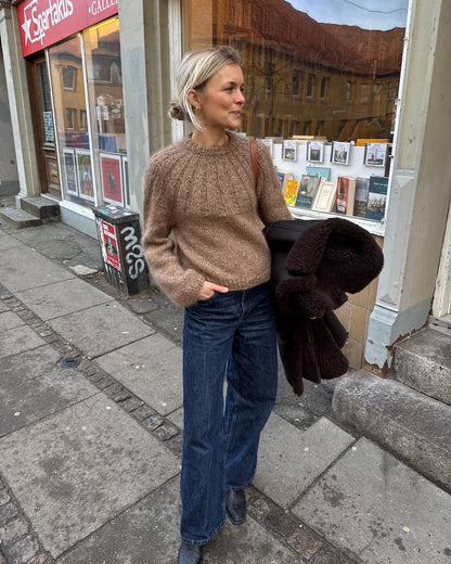 Sunday Sweater | blød og hyggelig trøje med Kos og Tynn Silk Mohair fra Sandnes Garn