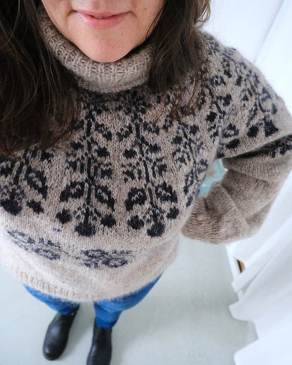 Blueberry Sweater | berry pattern from Plötulopi and Tynn Silk Mohair