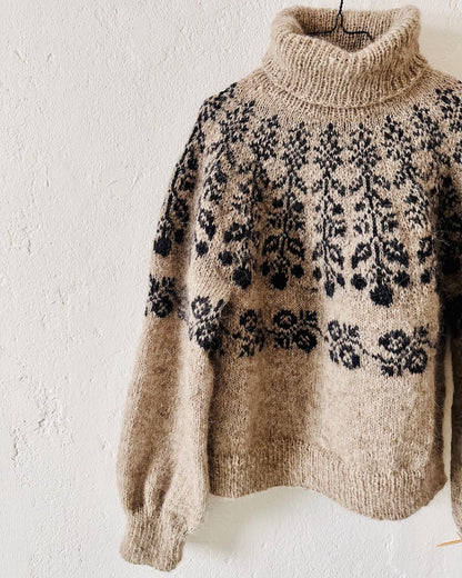 Blueberry Sweater | berry pattern from Plötulopi and Tynn Silk Mohair