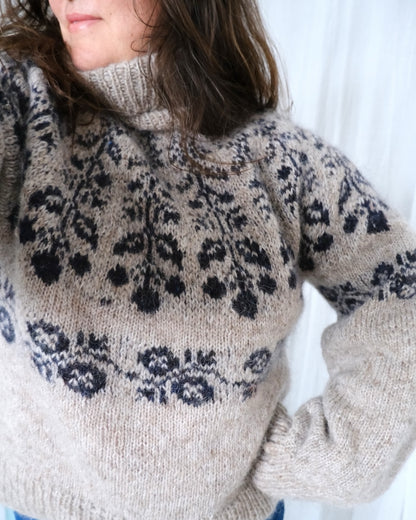 Blueberry Sweater | berry pattern from Plötulopi and Tynn Silk Mohair
