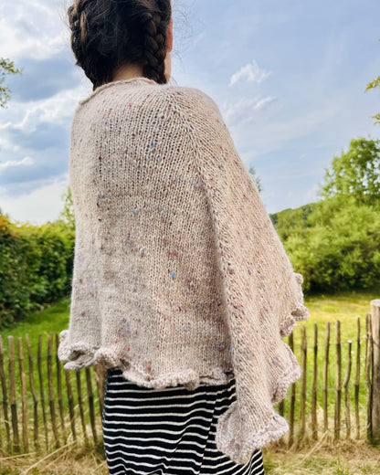 Ruffle Shawl | leicht mit lässiger Rüschenkante aus Le Coton & Alpaca von Biches & Bûches