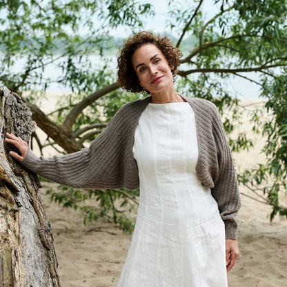 Open Horizon Bolero | super vielseitig tragbar aus Cheeky Merino Joy von Rosy Green Wool
