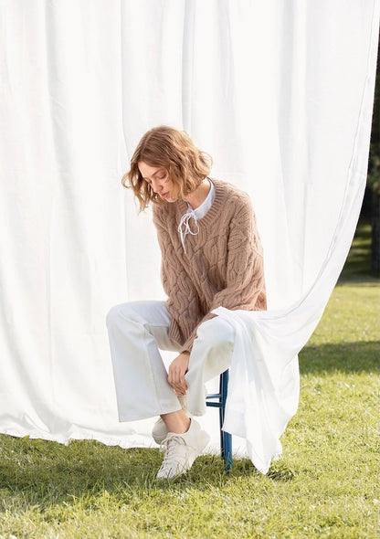 Haley Pullover | wunderschönes Zopfmuster aus Double Sunday und Tynn Silk Mohair von Sandnes Garn