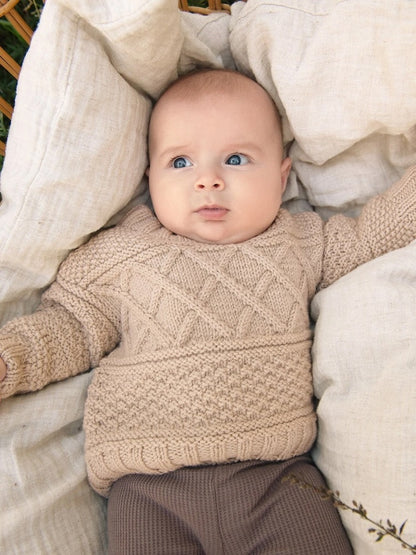 Guernsey Sweater Baby aus der Sandnes Kollektion 2413 mit Double Sunday von Sandnes Garn 3