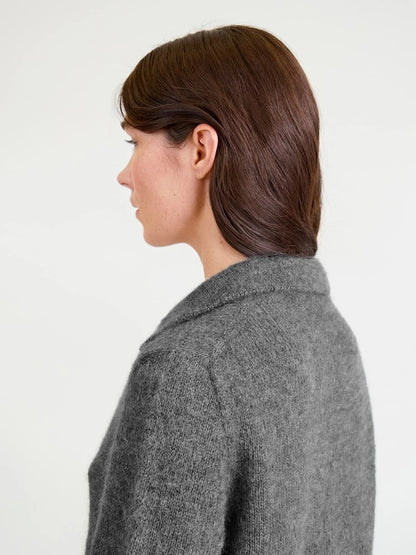 Aria Sweater | fine shirt with polo collar made from Alpakka Folgetrad and Tynn Silk Mohair by Sandnes Garn