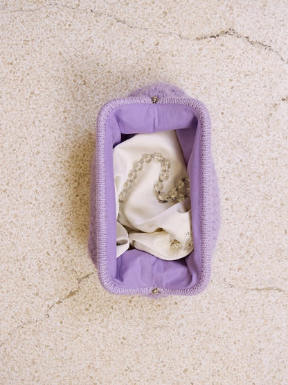 Basket Clutch | gehäkeltes Muster aus Double Sunday und Tynn Silk Mohair von Sandnes Garn