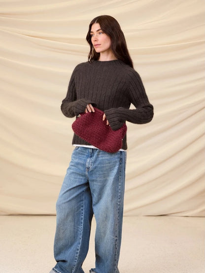 Basket Clutch | gehäkeltes Muster aus Double Sunday und Tynn Silk Mohair von Sandnes Garn