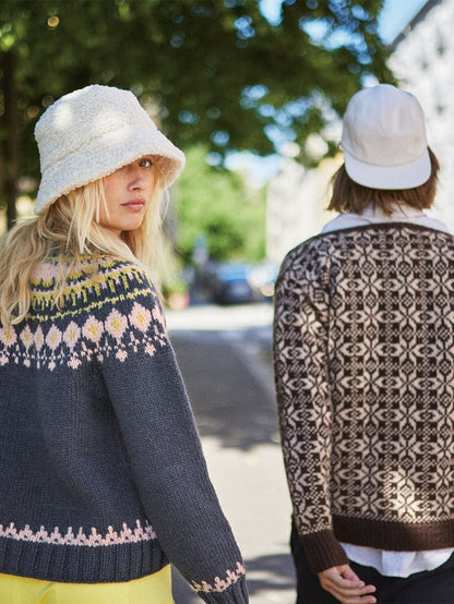 Grynet Sweater - Tema 72 | med Fritidsgarn fra Sandnes Garn