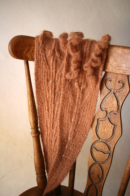 Parnassia šalle | smalks volānu lakats no Biches & Bûches Le Gros un Le Petit Silk & Mohair dzijas