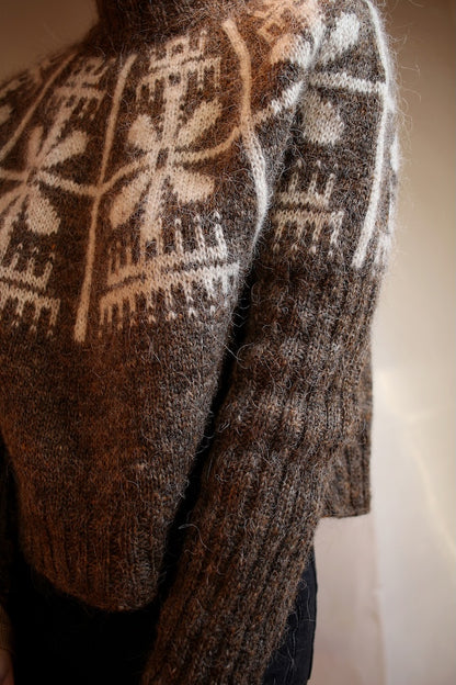 Yardana Pullover | blomster-norweger med Plötulopi fra Lopi Island